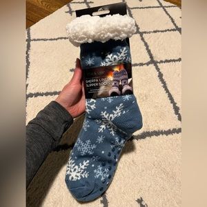 Mia & Tess Sherpa lined slipper socks, one size, NWT